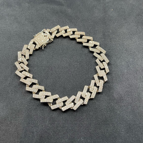 Mens silver Cuban Diamond encrusted Bracelet 8 1/2”